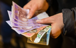Рост реальных зарплат украинцев замедлился: в чем причина