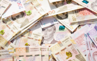Статьи - Более 100 тысяч на руки: сколько зарабатывают министры и руководство Кабмина