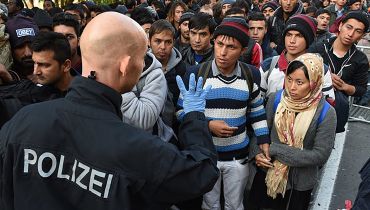 Новости - В Германии приняли пакет миграционных законов