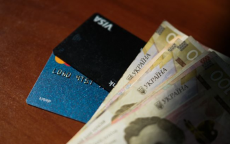 Новости - Зарплати в Україні зросли на 25% за рік: хто заробляє найбільше